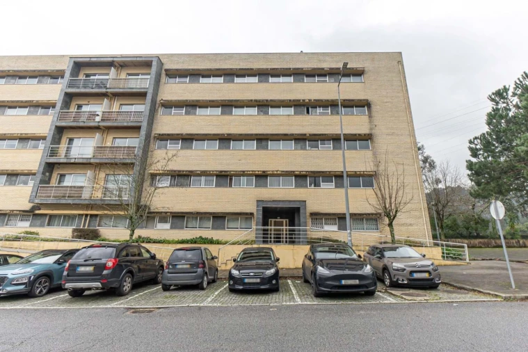 Apartamento T2 para Venda em Valongo Foto 38