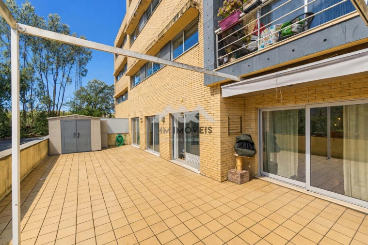 Apartamento T2 para Venda em Valongo Foto 2