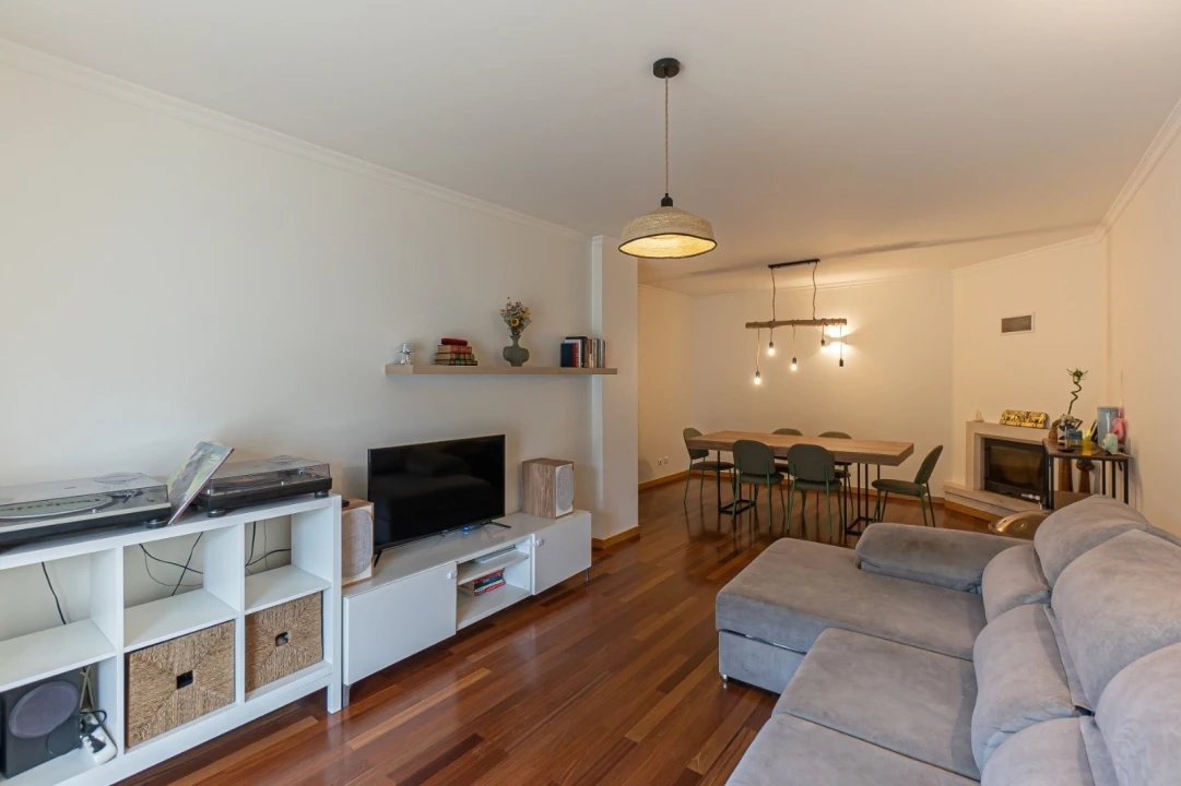 Apartamento T2 para Venda em Valongo Foto 25