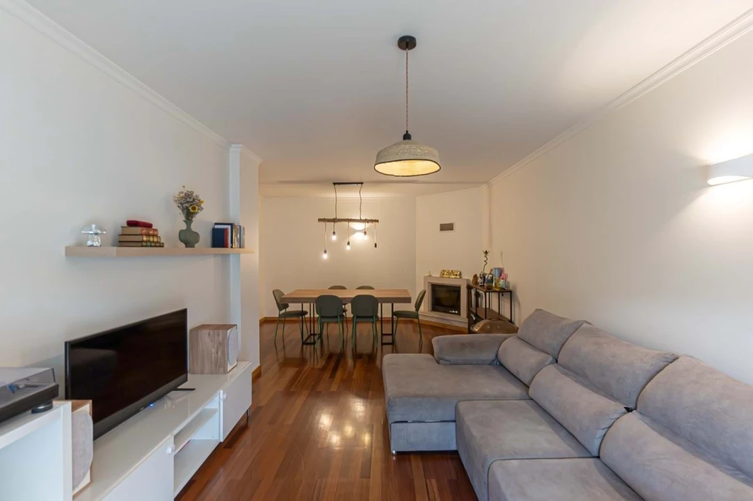 Apartamento T2 para Venda em Valongo Foto 11