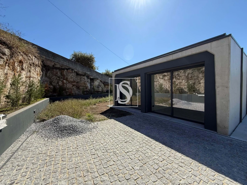 Moradia T3 para Venda em Leitões, Oleiros e Figueiredo Foto 5