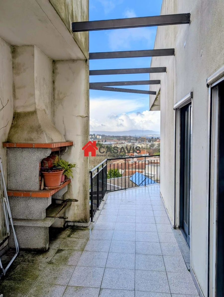 Apartamento T3 para Venda em Abraveses Foto 13