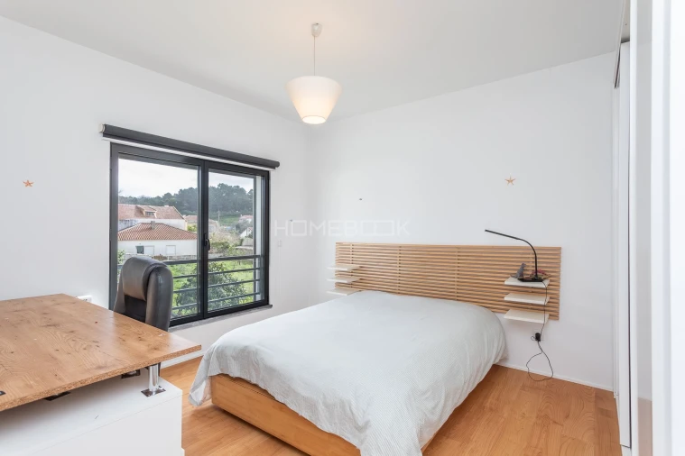 Moradia T3 para Venda em Colares Foto 18