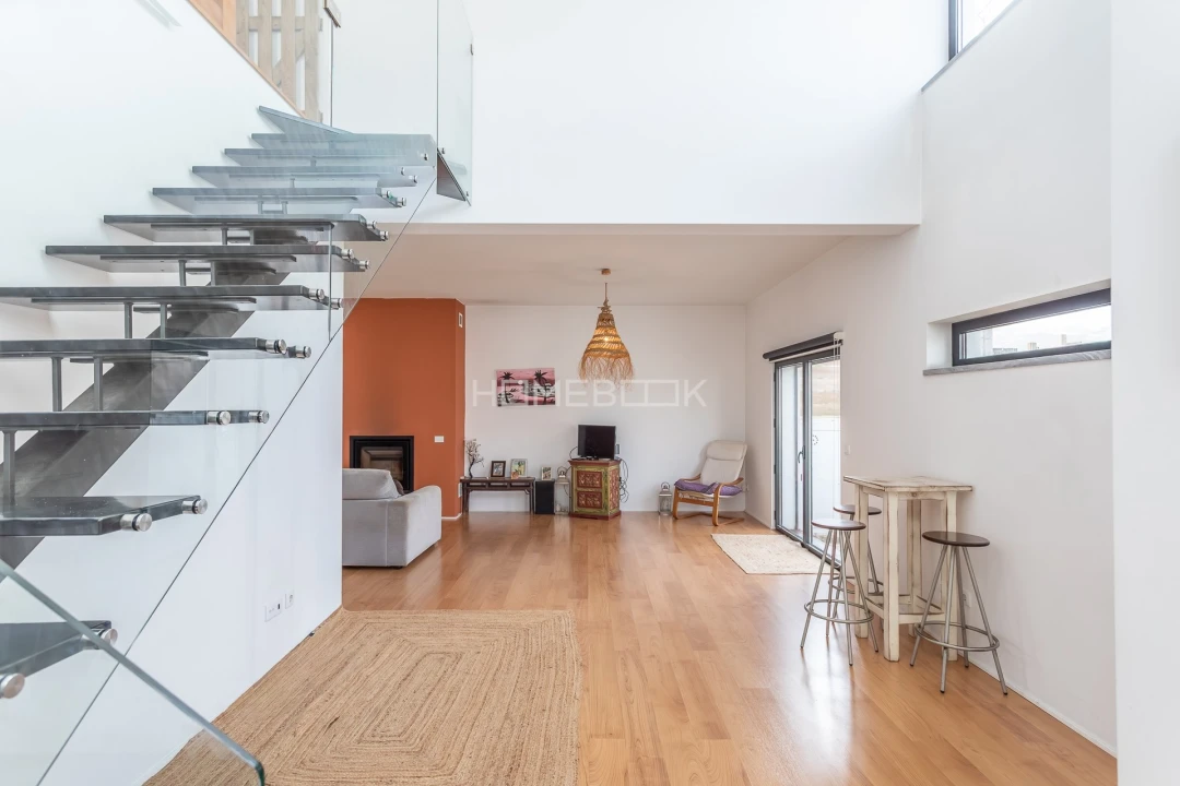 Moradia T3 para Venda em Colares Foto 13