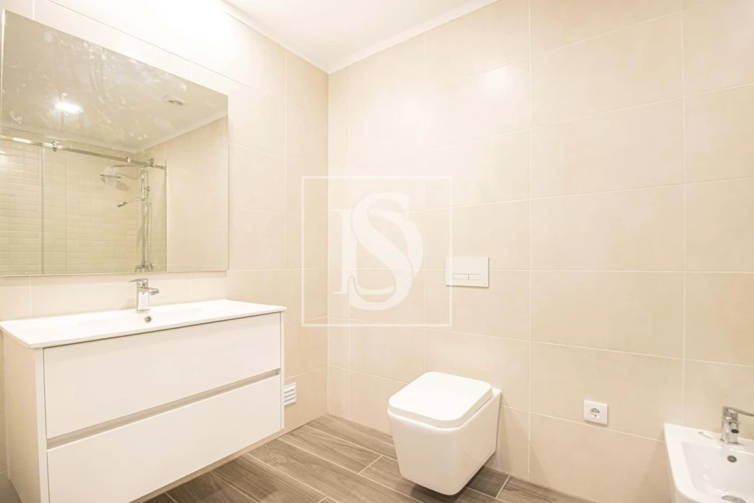 Moradia T3 para Venda em Quinta do Conde Foto 15