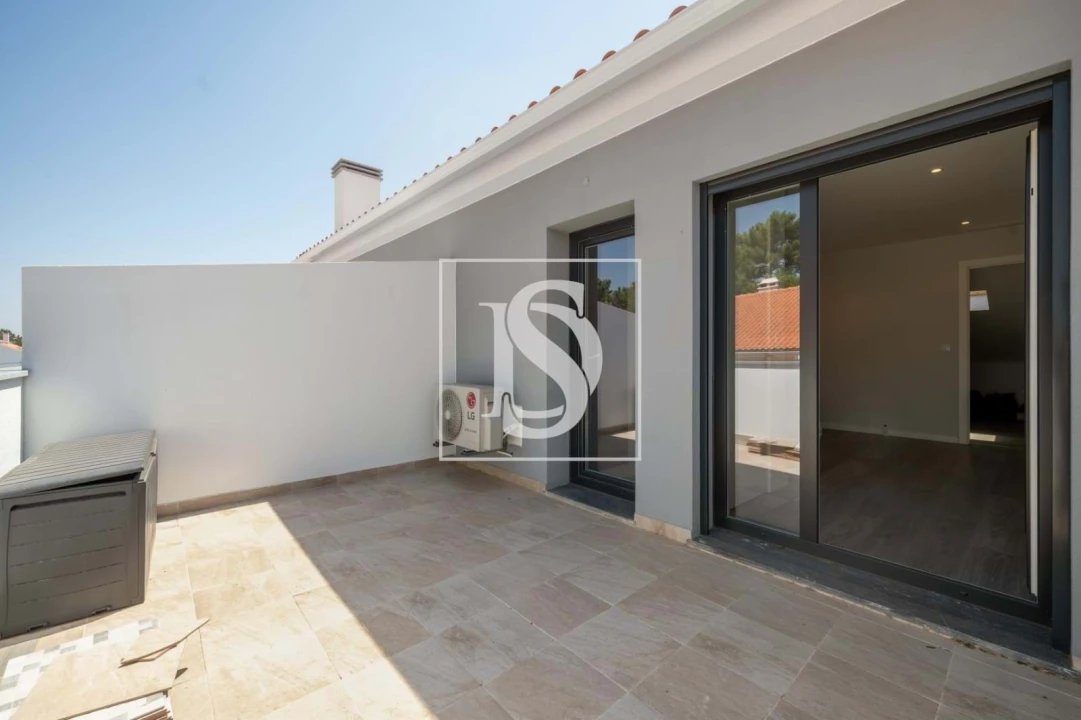 Moradia T3 para Venda em Quinta do Conde Foto 57