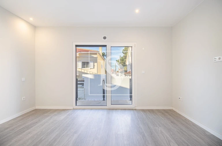 Moradia T3 para Venda em Quinta do Conde Foto 2