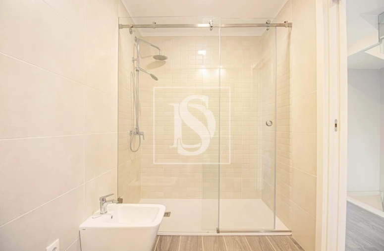 Moradia T3 para Venda em Quinta do Conde Foto 17