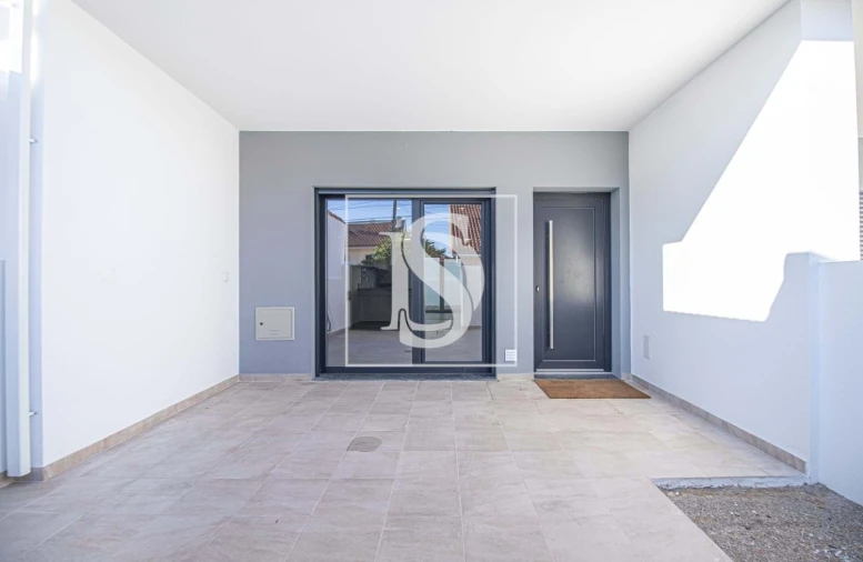 Moradia T3 para Venda em Quinta do Conde Foto 25