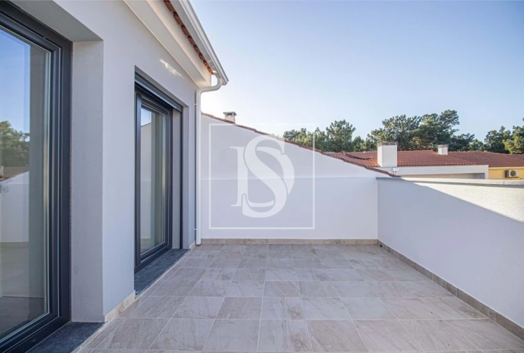 Moradia T3 para Venda em Quinta do Conde Foto 23