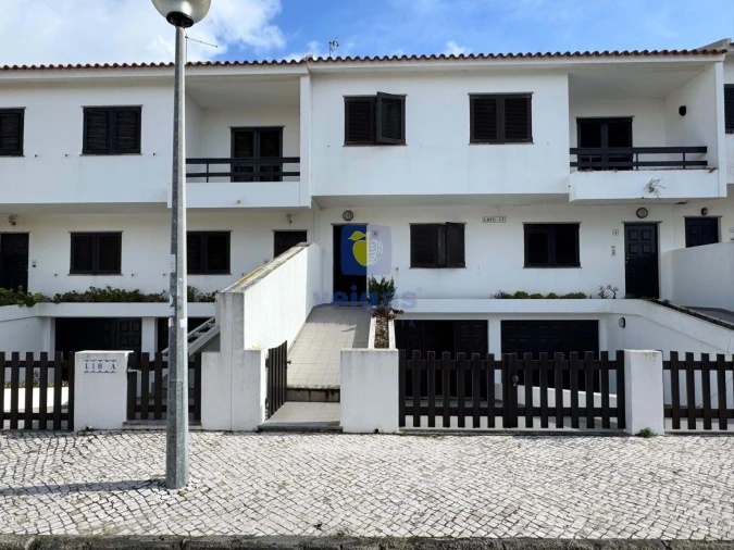 Moradia T4 para Venda em Ferrel Foto 2