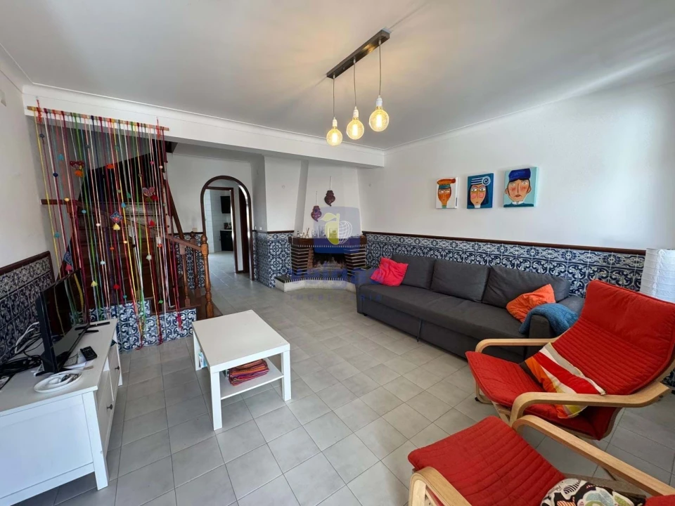 Moradia T4 para Venda em Ferrel Foto 3