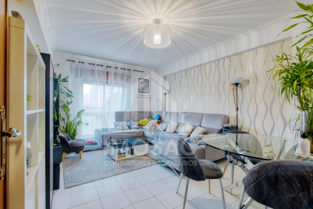 Apartamento T2 para Venda em Santo António dos Cavaleiros e Frielas Foto 19