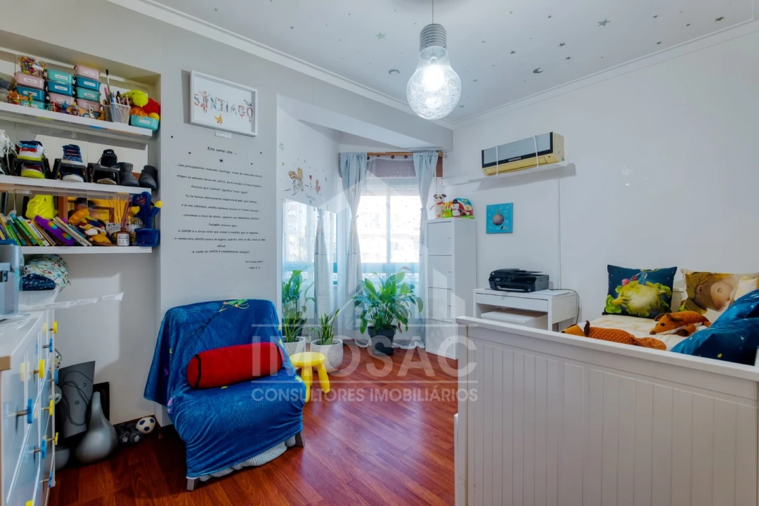 Apartamento T2 para Venda em Santo António dos Cavaleiros e Frielas Foto 32