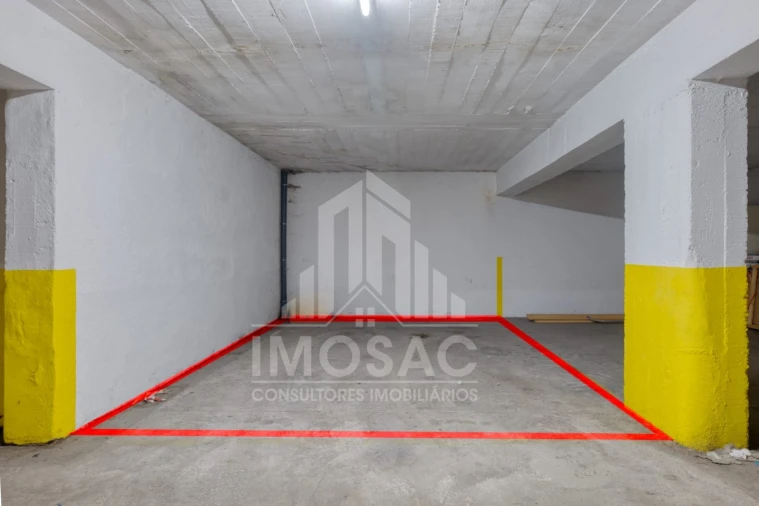 Apartamento T2 para Venda em Santo António dos Cavaleiros e Frielas Foto 9