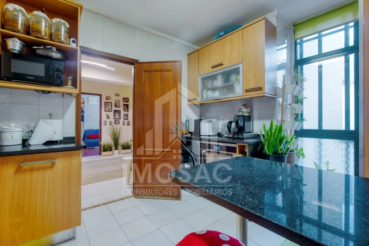 Apartamento T2 para Venda em Santo António dos Cavaleiros e Frielas Foto 37