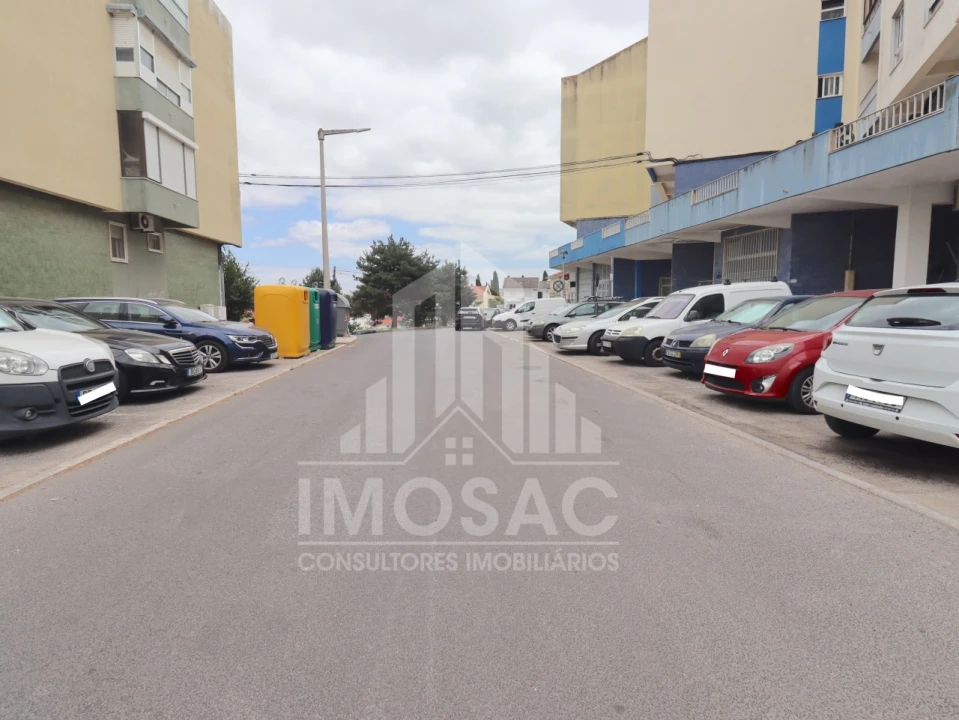 Loja para Venda em Loures Foto 10