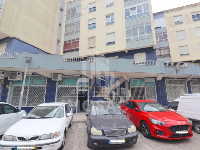 Loja para Venda em Loures Foto 2