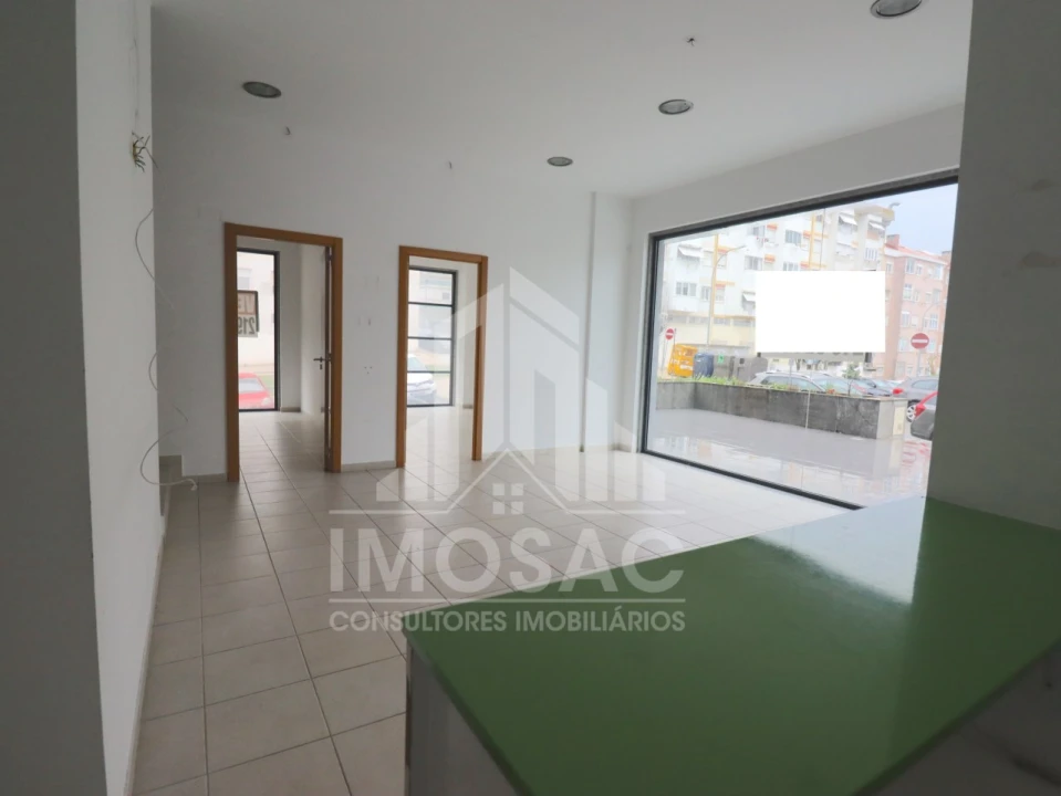 Loja para Venda em Odivelas Foto 6