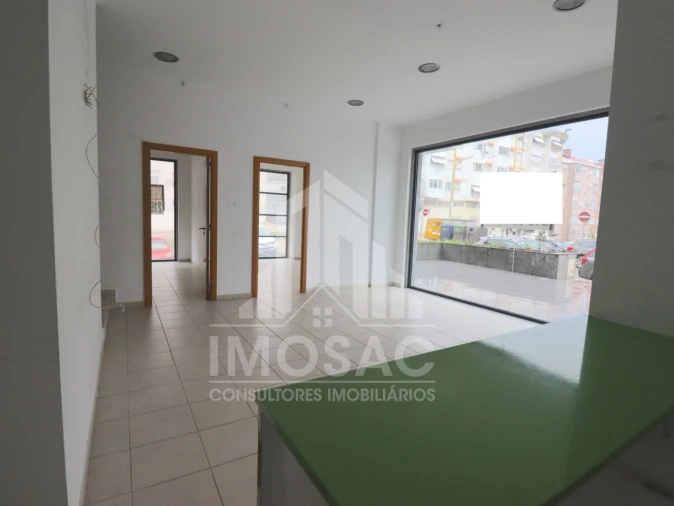 Loja para Venda em Odivelas Foto 6