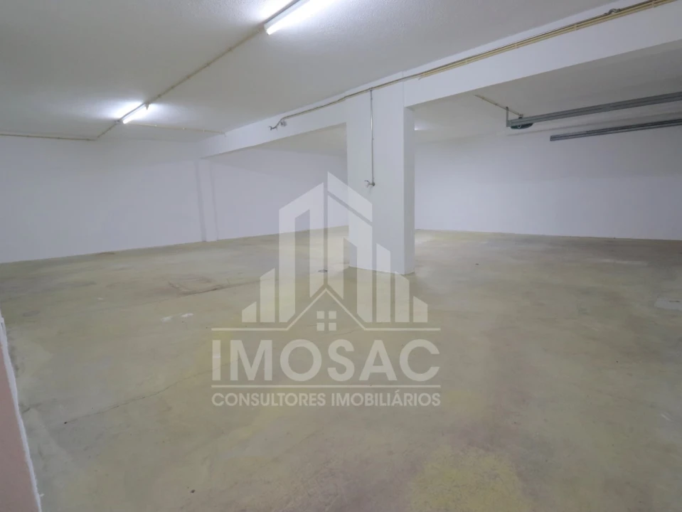 Moradia T4 para Venda em Sesimbra (Castelo) Foto 24