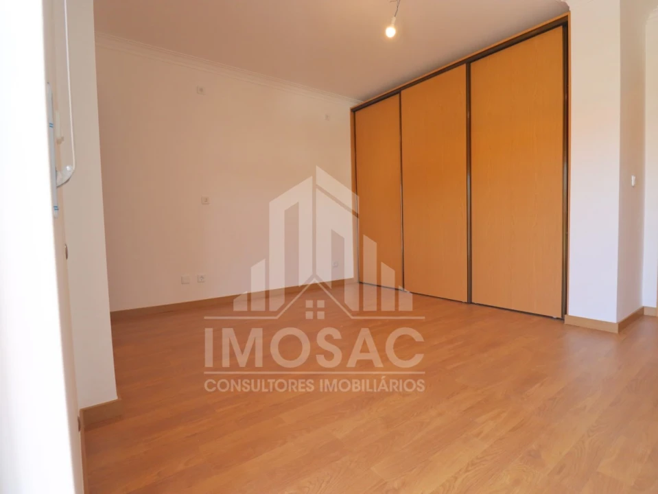 Moradia T4 para Venda em Sesimbra (Castelo) Foto 43