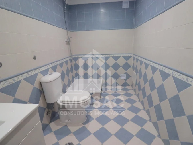 Moradia T4 para Venda em Sesimbra (Castelo) Foto 13