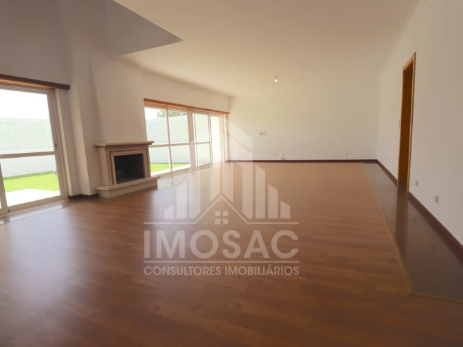 Moradia T4 para Venda em Sesimbra (Castelo) Foto 22