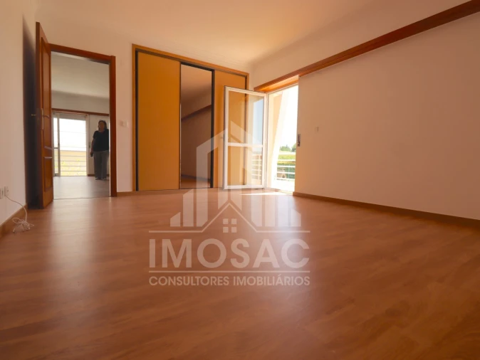 Moradia T4 para Venda em Sesimbra (Castelo) Foto 35