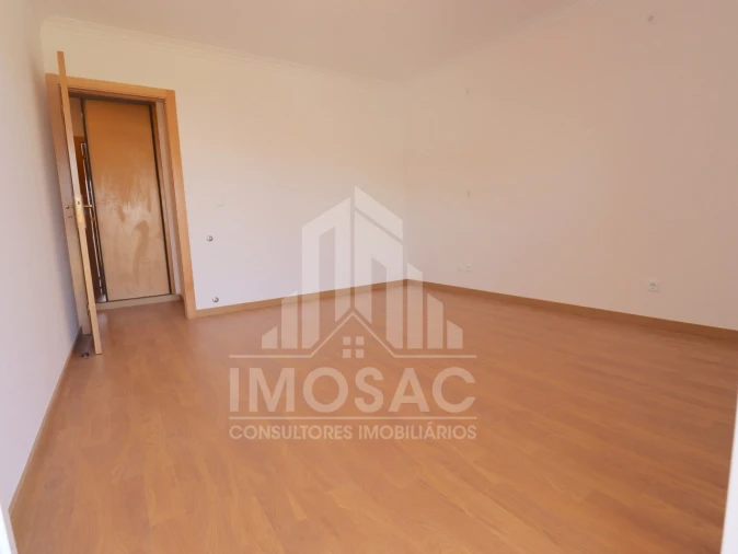 Moradia T4 para Venda em Sesimbra (Castelo) Foto 38