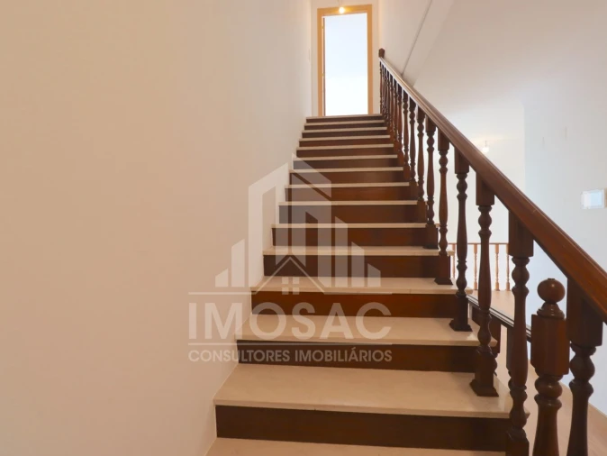 Moradia T4 para Venda em Sesimbra (Castelo) Foto 45