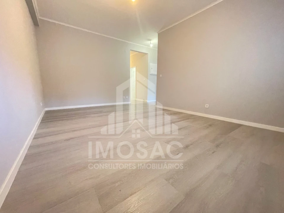 Apartamento T3 para Venda em Loures Foto 14