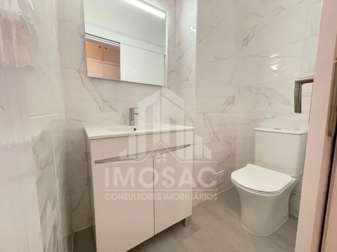Apartamento T3 para Venda em Loures Foto 7