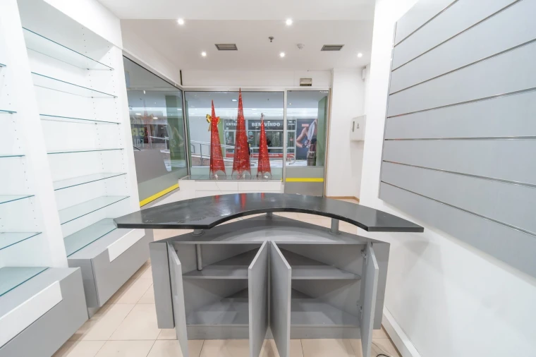 Negócio para Arrendamento em Beato Foto 6