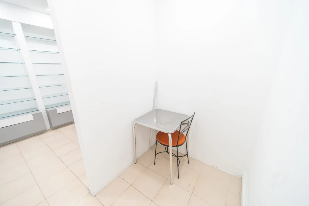 Negócio para Arrendamento em Beato Foto 8