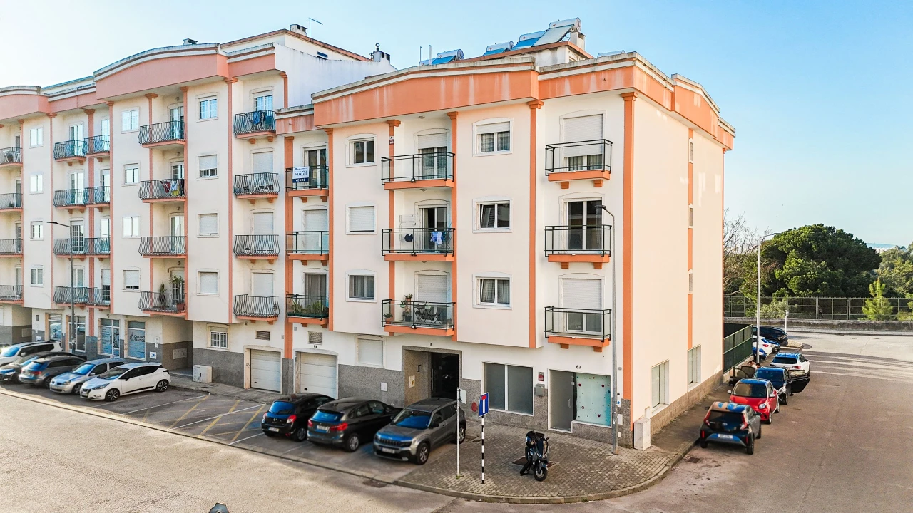 Apartamento T3 para Venda em Amora Foto 2