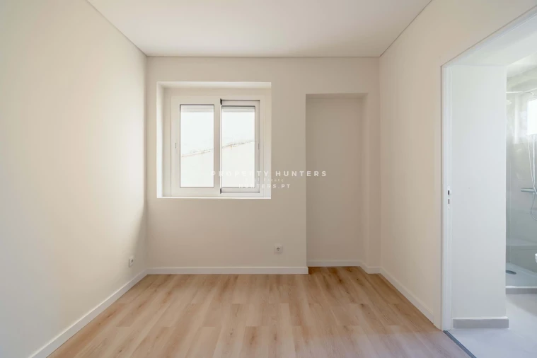 Apartamento T3 para Venda em Agualva e Mira-Sintra Foto 15