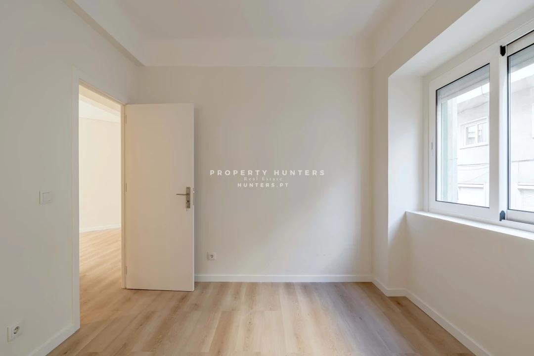 Apartamento T3 para Venda em Agualva e Mira-Sintra Foto 14