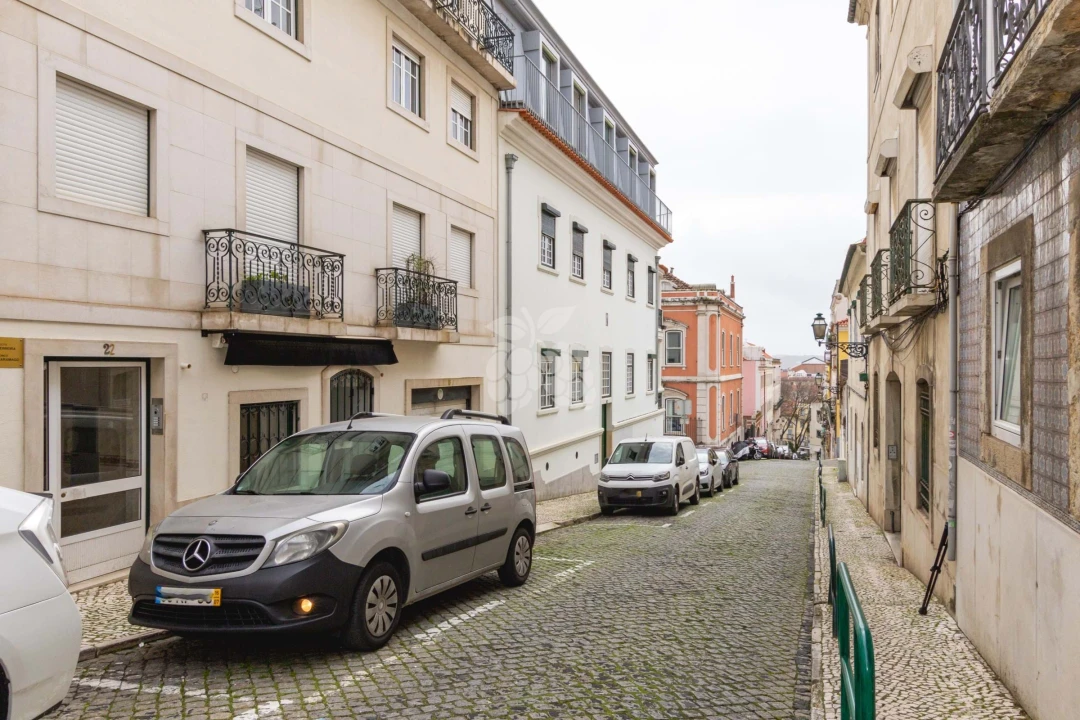 Negócio para Venda em Santo António Foto 4