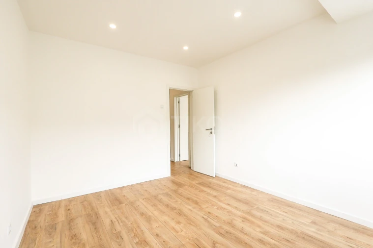 Apartamento T2 para Venda em Falagueira-Venda Nova Foto 12