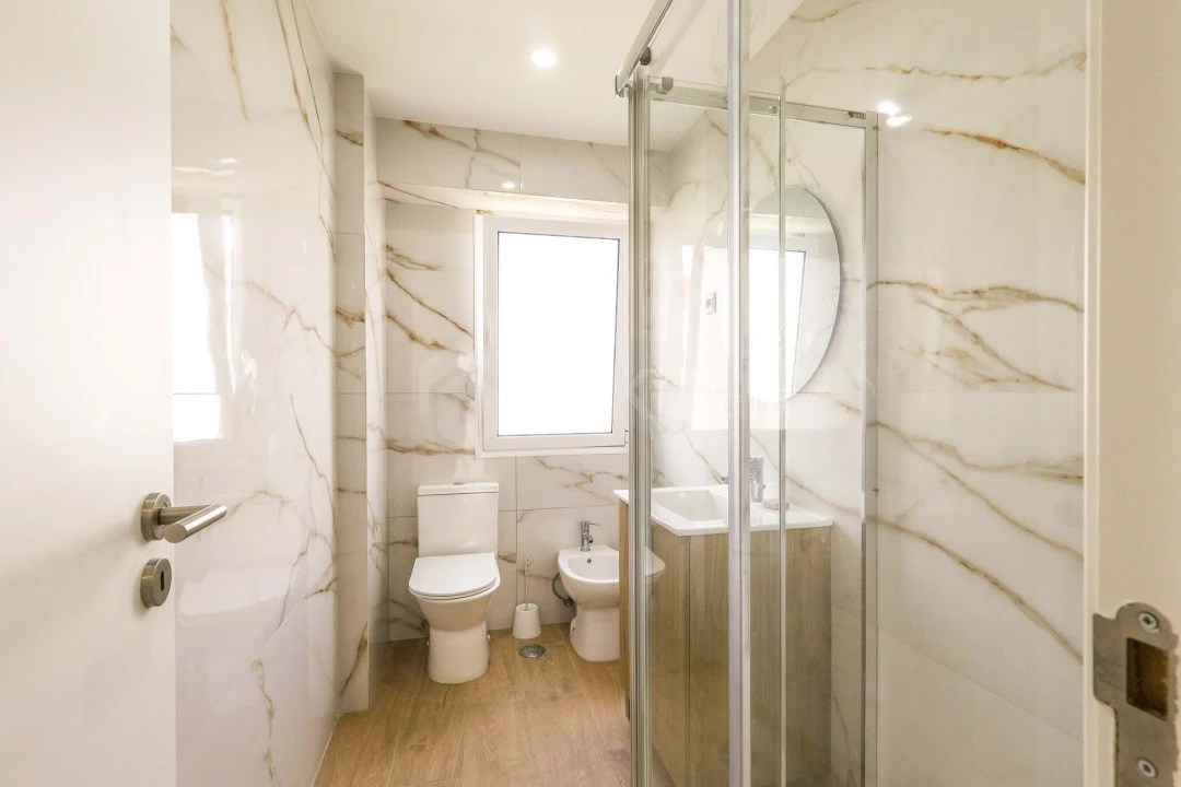 Apartamento T2 para Venda em Falagueira-Venda Nova Foto 6