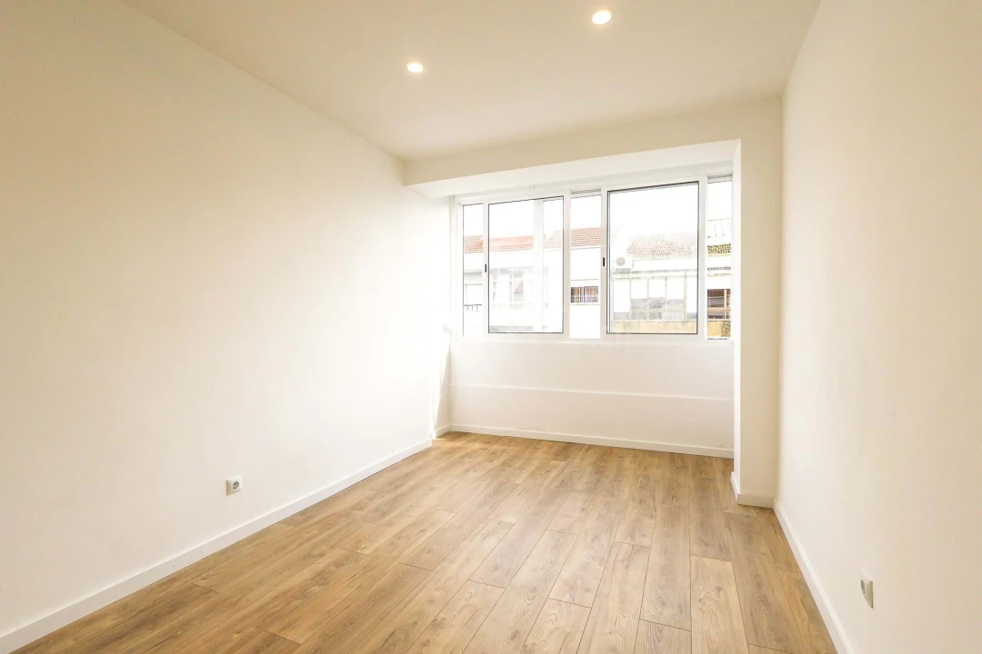 Apartamento T2 para Venda em Falagueira-Venda Nova Foto 13