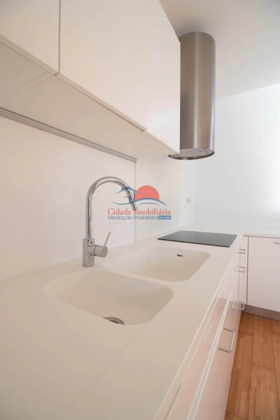 Moradia T4 para Venda em São Martinho Foto 7