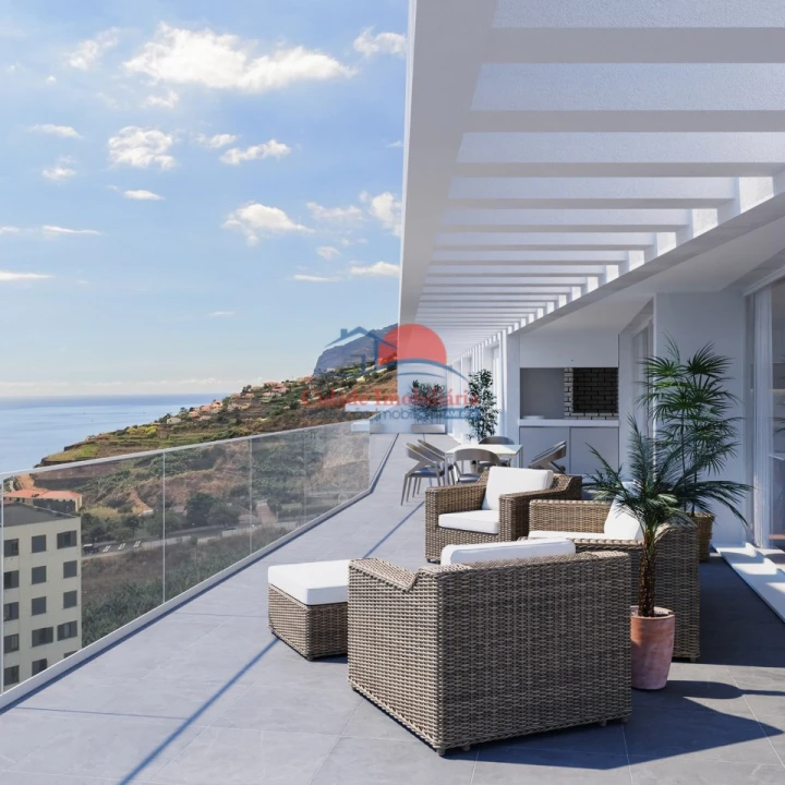 Apartamento T4 para Venda em São Martinho Foto 2