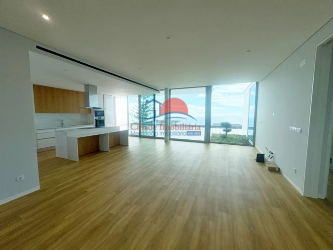 Moradia T3 para Venda em Estreito da Calheta Foto 24