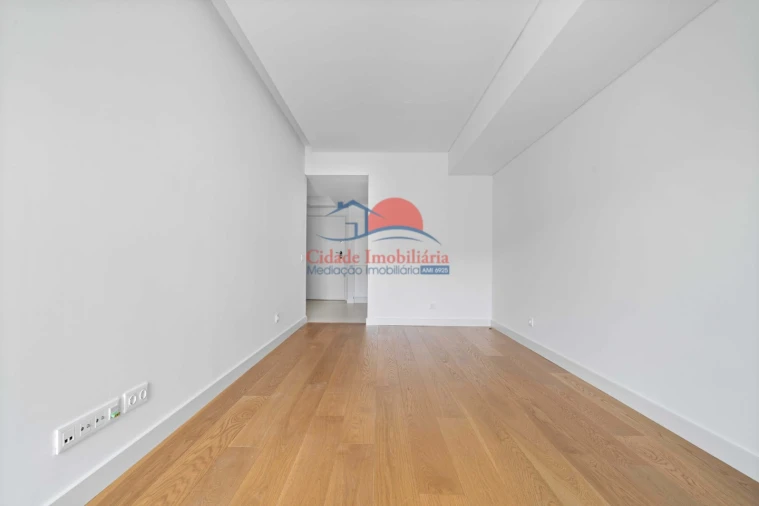 Apartamento T2 para Venda em São Martinho Foto 8