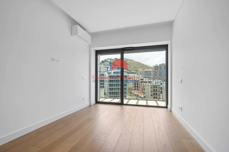 Apartamento T2 para Venda em São Martinho Foto 14