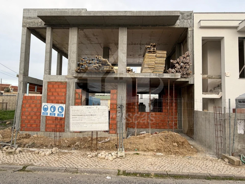 Moradia T3 para Venda em Santa Iria de Azoia, São João da Talha e Bobadela Foto 3