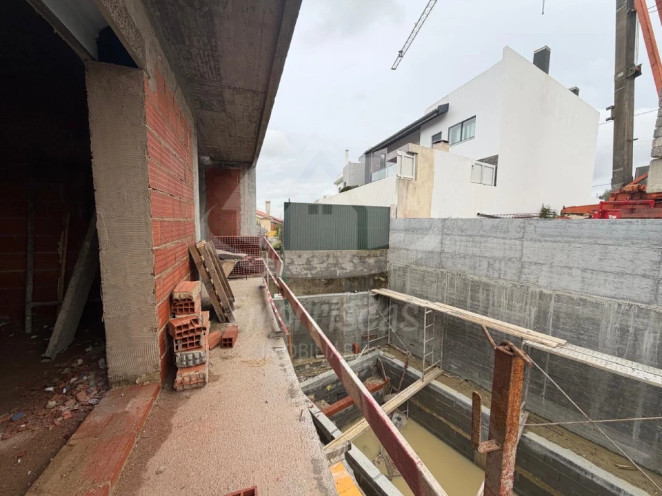 Moradia T6 para Venda em Santa Iria de Azoia, São João da Talha e Bobadela Foto 45