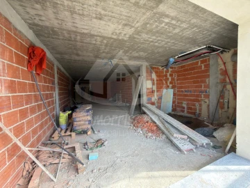 Moradia T6 para Venda em Santa Iria de Azoia, São João da Talha e Bobadela